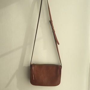 Madewell The Simple Leather Crossbody